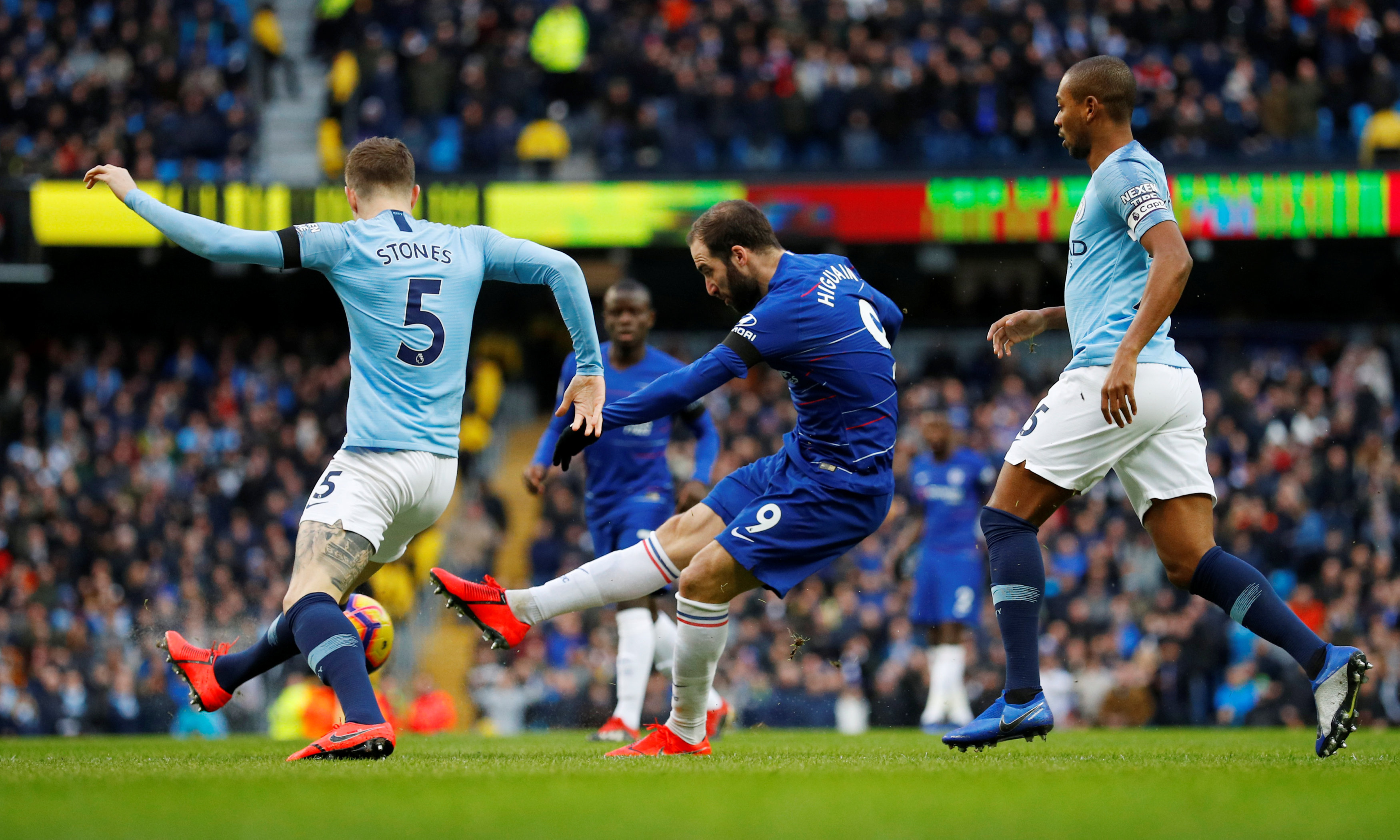 日本球迷炮轰不公平待遇，主场观众行为恶劣，扬言永不与中国交往（日本球迷指责遭不公对待，痛批主场观众失礼，称将拒绝与中国往来）