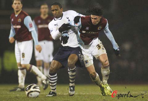 巴尔泰萨吉：争冠？我们才刚刚开始，必须保持冷静和放松（巴尔泰萨吉：冲冠话题尚早，当下更需保持冷静与放松）