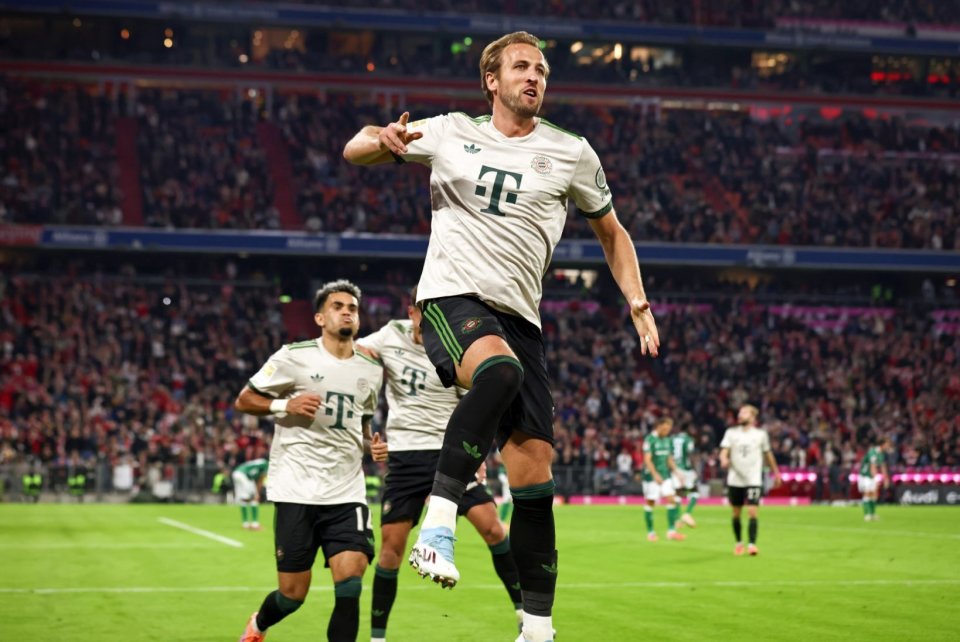 迪纳塔莱：斯帕莱蒂的进攻体系让前锋受益，相信球迷会喜欢他（迪纳塔莱：斯帕莱蒂的进攻打法助力前锋，相信球迷会喜欢他）