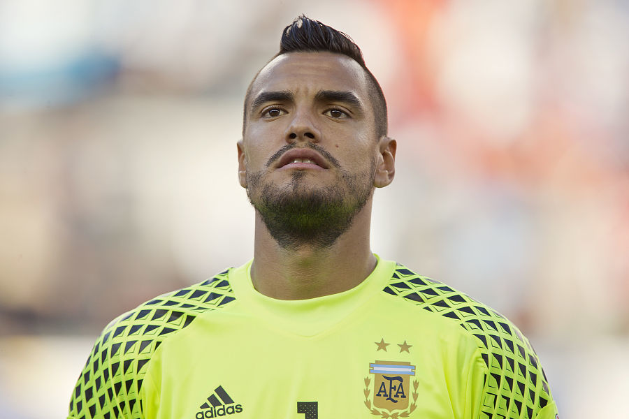 射击世界杯总决赛：江伊婷满中夺冠 中国队四金收官（射击世界杯总决赛：江伊婷满环夺魁，中国队四金圆满收官）