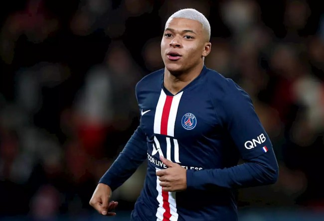 刘若钒：给自己的赛季表现打及格分；穆斯卡特提高了我的自信（刘若钒自评赛季仅及格：穆斯卡特帮我找回自信）