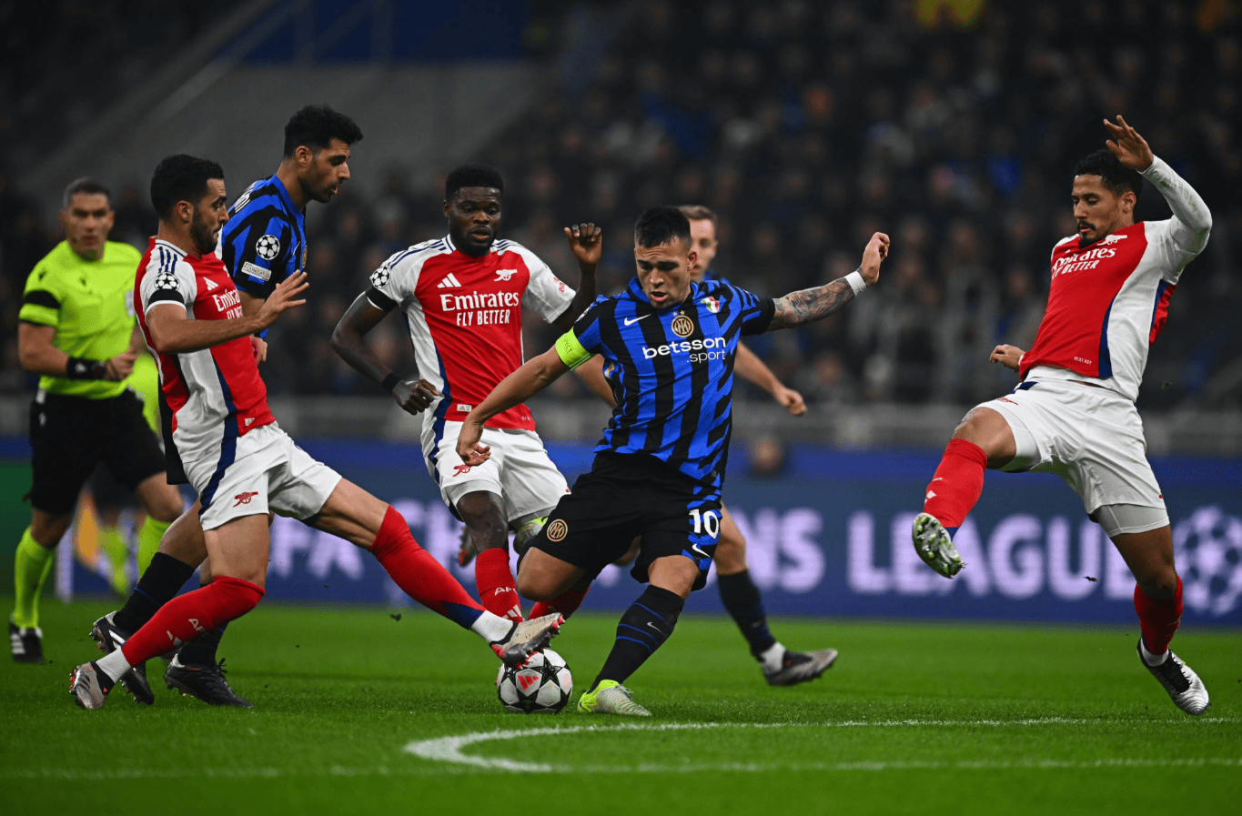 记者：国米签哈伊杜克18岁中卫布拉尼米尔的交易已完成80%（记者：国米引进哈伊杜克18岁中卫布拉尼米尔的交易进展至80%）