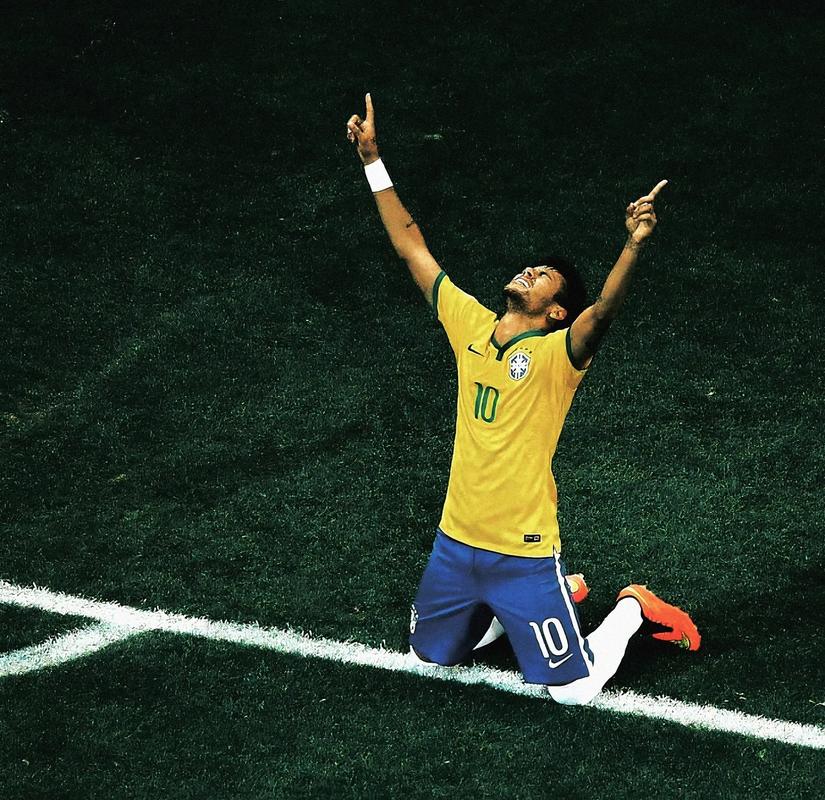 我来我征服，梅西来迈阿密时球队为联赛垫底，如今拿下总冠军（梅西降临迈阿密：从垫底到总冠军）