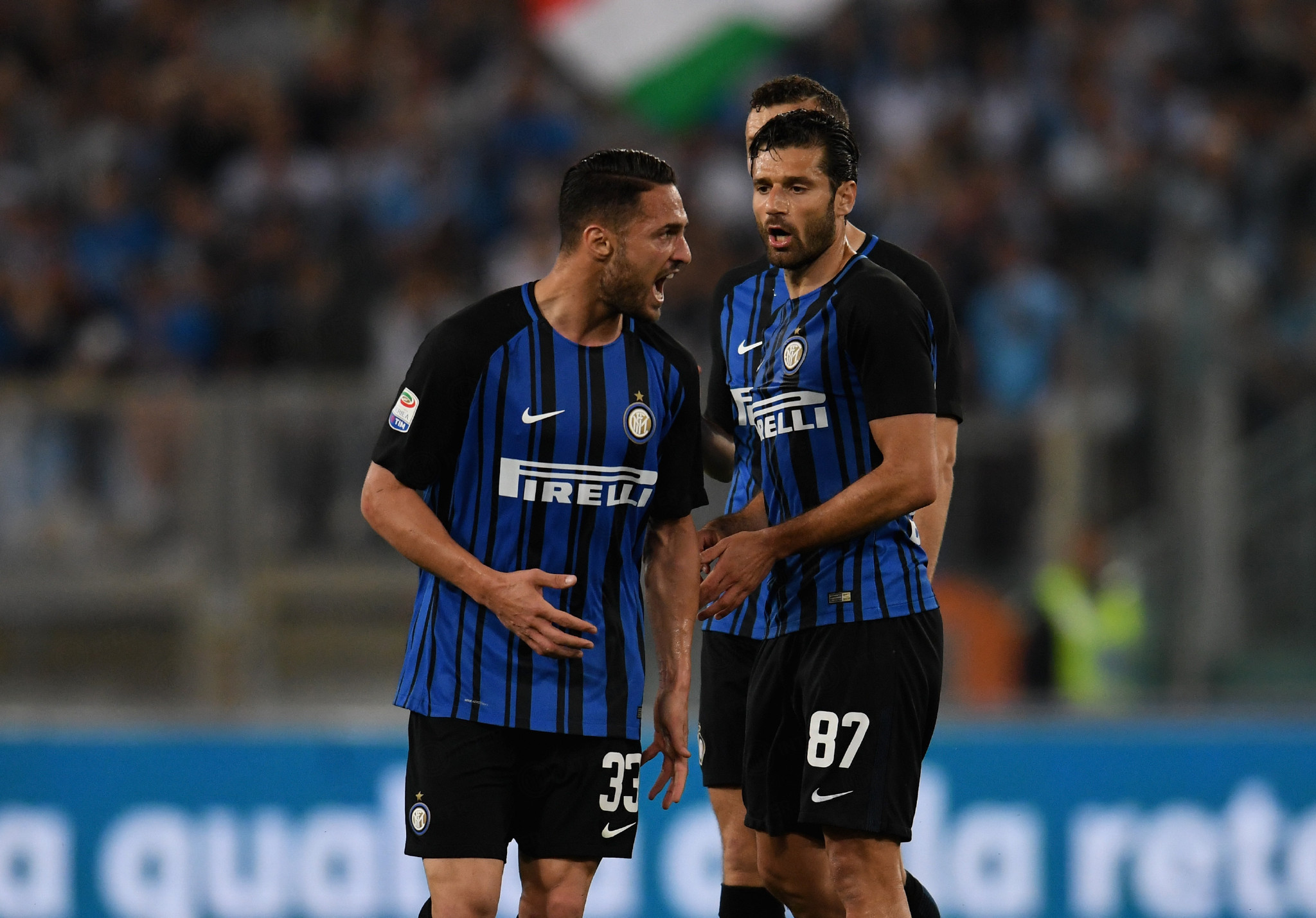 加盟曼城仅5个月！曝23岁国脚不满坐冷板凳 冬窗申请离队（来曼城才5个月 23岁国脚难忍久坐冷板凳拟冬窗申请离队）